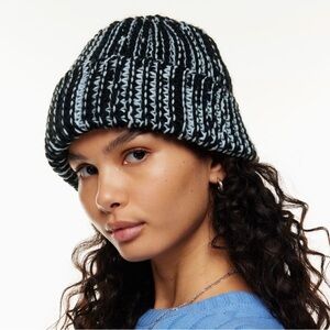 Aritzia Sunday Best Beanie
